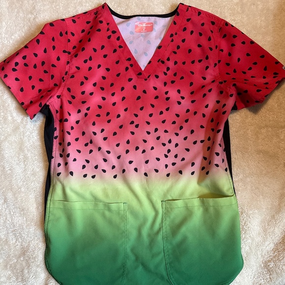 Scrub top - Picture 1 of 4